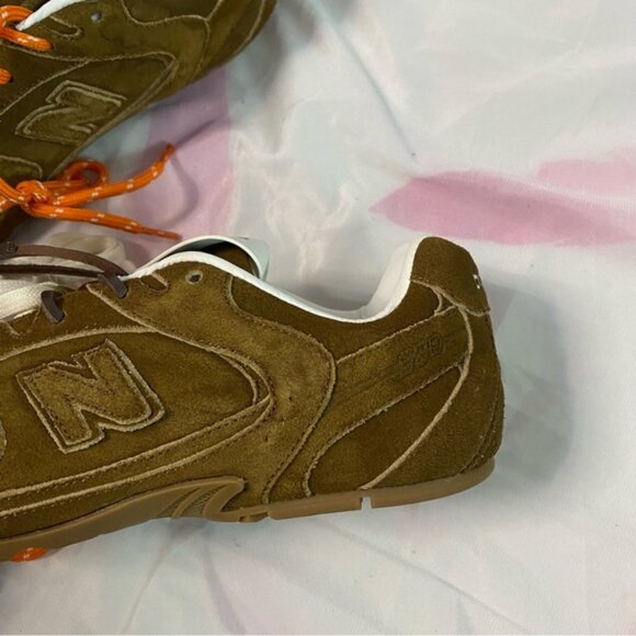 Cinnamon Suede New Balance X Miu Miu 530 Sl Sneakers - Picture 6 of 7
